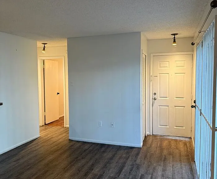 3827 Bay Club Cir #103 — Photo 7