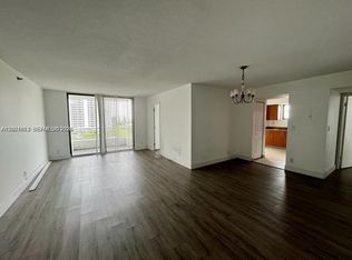 Parc Central East, Aventura, FL 33180