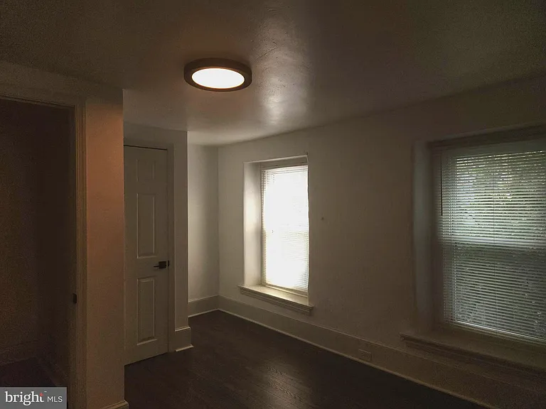 3856 Terrace St — Photo 19