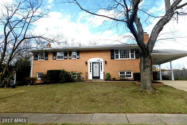 1st image of 10710 Tyrone Dr