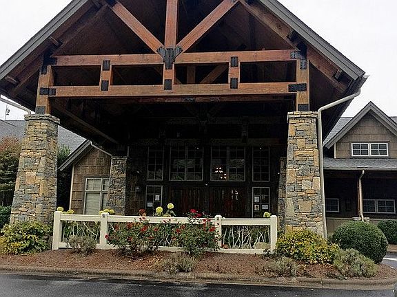 Sapphire Valley Club House