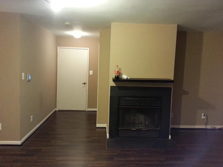 4906 Columbia Rd #2 — Photo 10