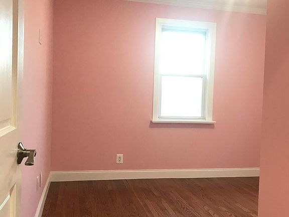 2nd image of 32 Lindsey St #1
