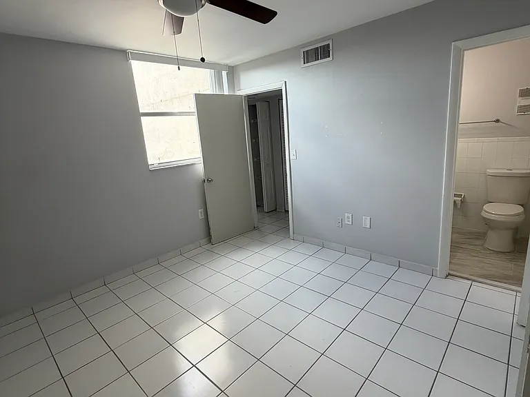 9431 SW 4th St #411 — Photo 33