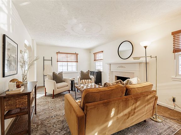 4th image of 18 Mareeta Rd