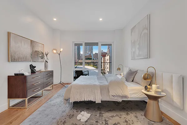 Sold by Corcoran | media 22