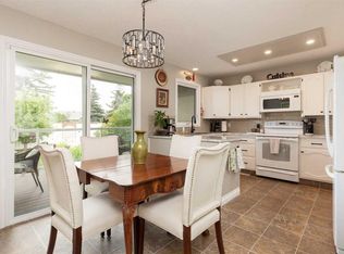 10 E Seneca Pl W, Lethbridge, AB T1K 4M7