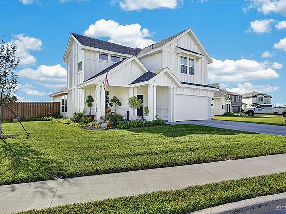2nd image of 3213 Amarillo Dr