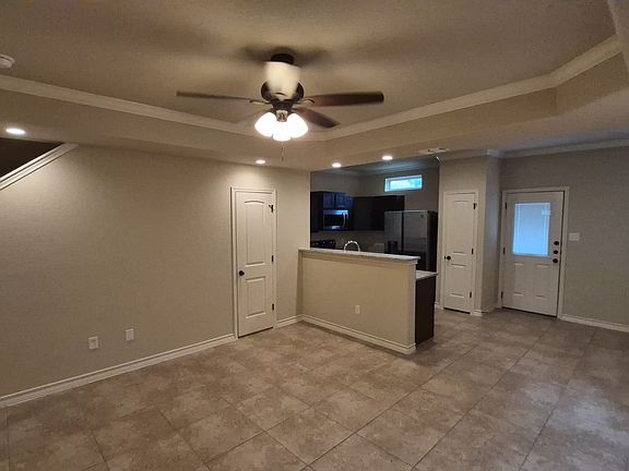 3rd image of 6414 Luglio Ln #101