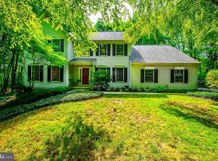 120 Oxford Ln, North Wales, PA 19454