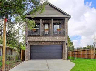 5335 Egbert St, Houston, TX 77007