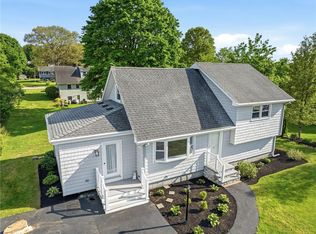 14 Meadow Lark Dr, Westerly, RI 02891