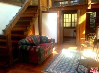 21606 Encina Rd, Topanga, CA 90290