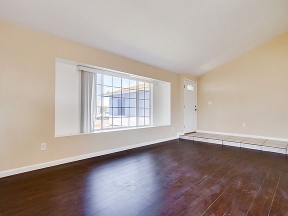 5th image of 4023 Darwin Ave