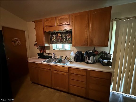 4th image of 2368 Montgomery Ave NW