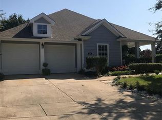 1830 Azalea Dr, Aubrey, TX 76227