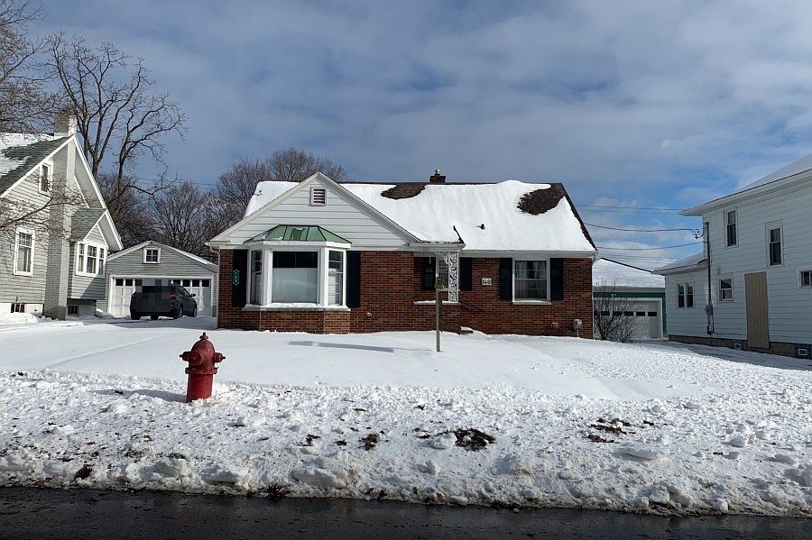 1st image of 148 University Dr