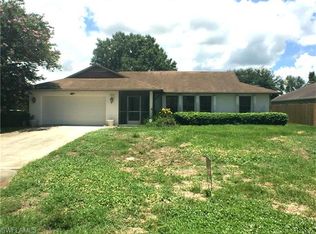 3090 42nd St SW, Naples, FL 34116