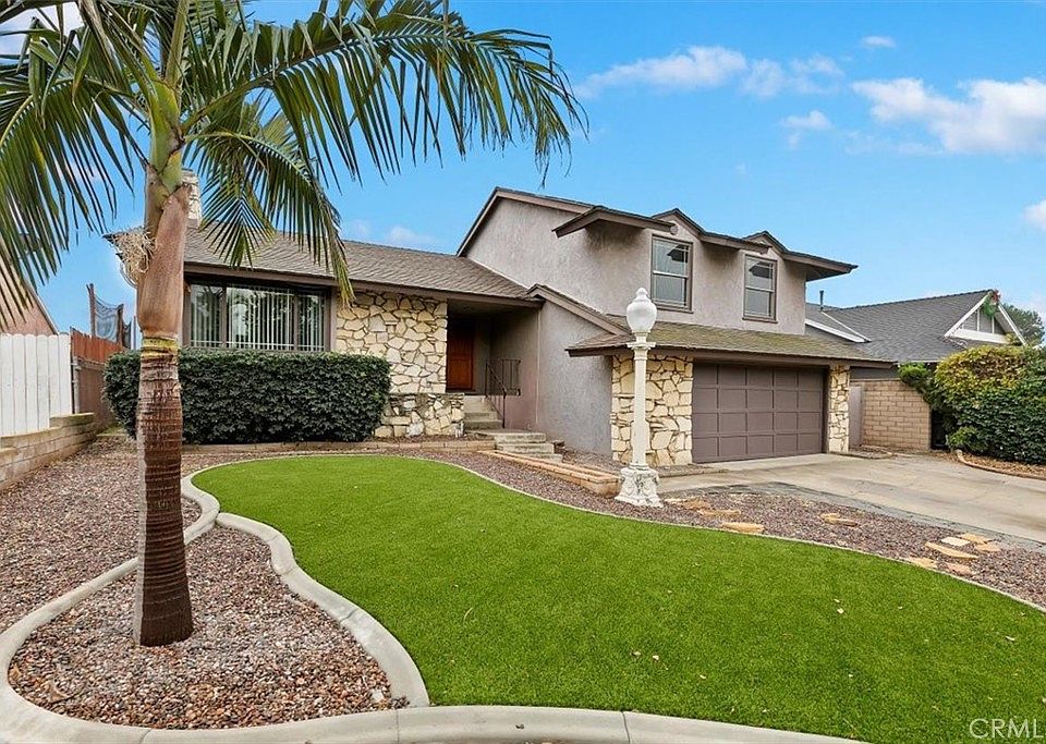 1st image of 1450 Mariposa Dr