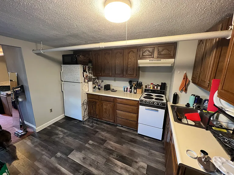29 Cameron Ave #B — Photo 8