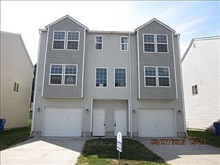1st image of 5812 NE 135th Ave