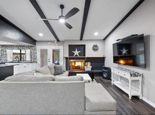 9821 Emory Oak Cir, Dallas, TX 75249