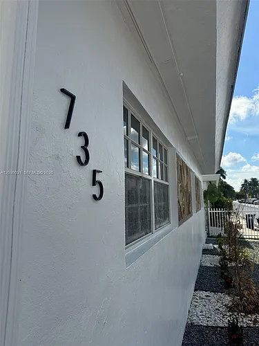 735 83rd St #3 Photo 1