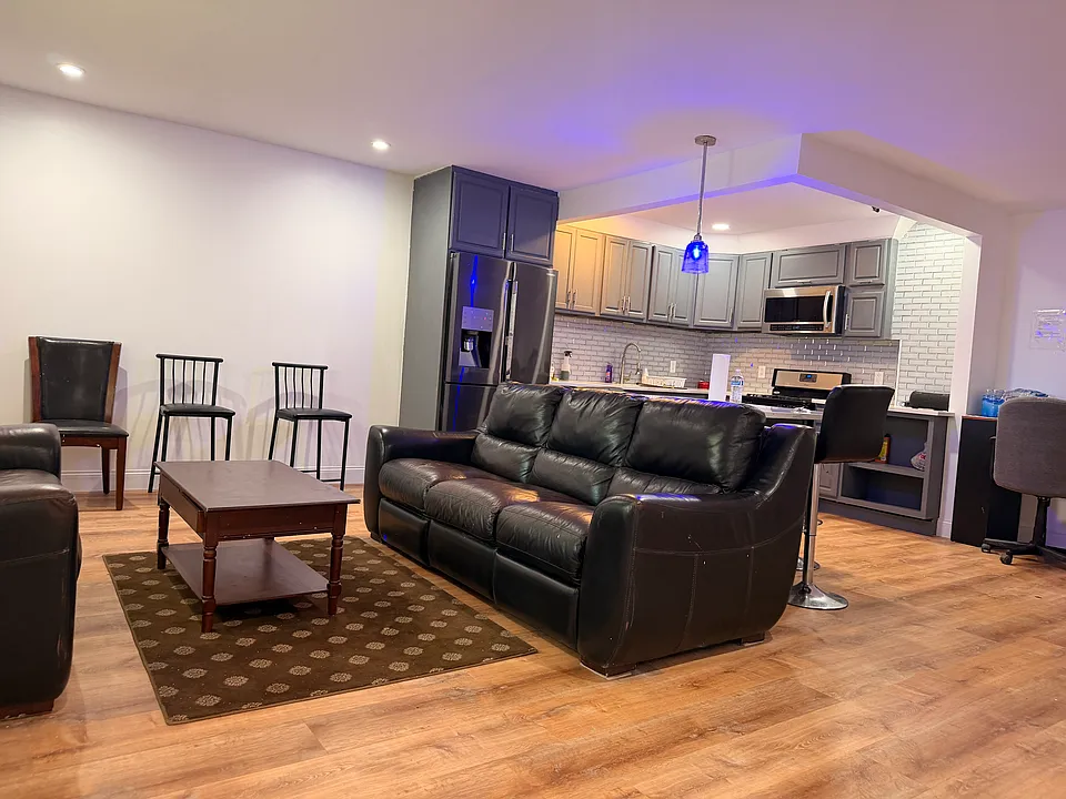 1735 Prospect Pl #3