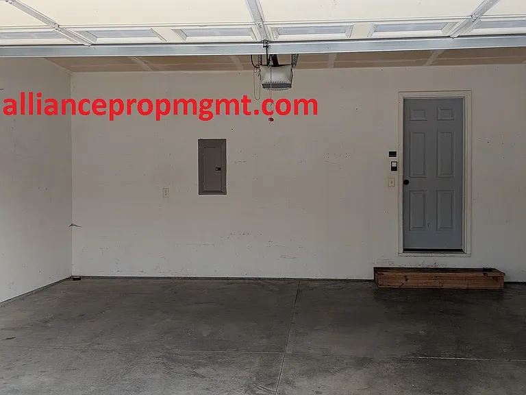 2907 Lily Dr — Photo 11