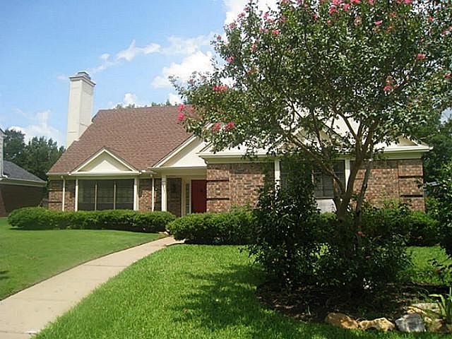 1st image of 1407 Bradford Pl
