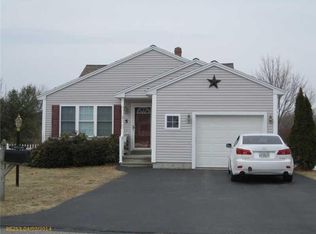 5 Tricia Ct, Sanford, ME 04073