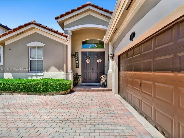14977 SW 12th Ln, Miami, FL 33194