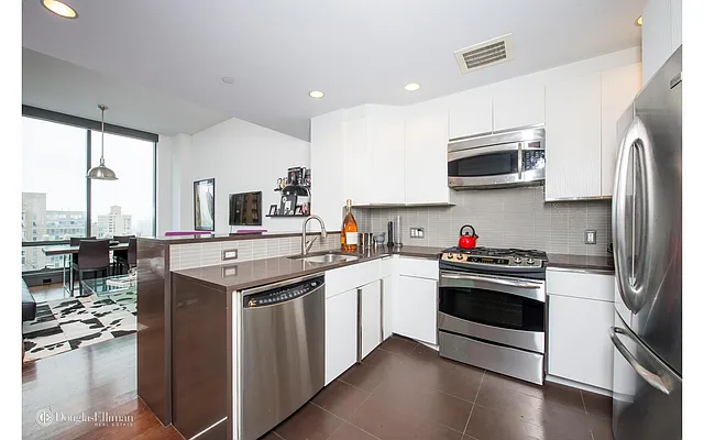 Rented by Douglas Elliman | media 2