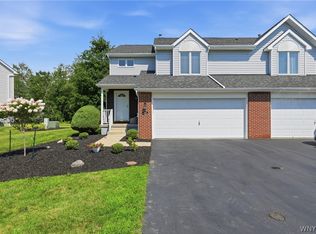 5477 Village Station Cir, Williamsville, NY 14221