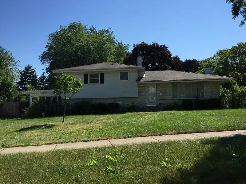 444 W Ethel Ave photo 1