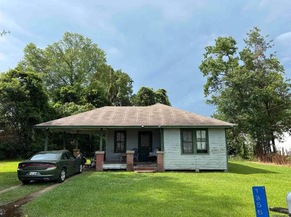 13587 Burgess Ave, Walker, LA 70785