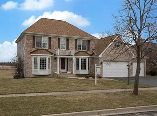 2591 Meadowlark Dr, West Chicago, IL