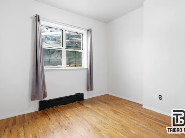 383 Palmetto Street image 1 of 10