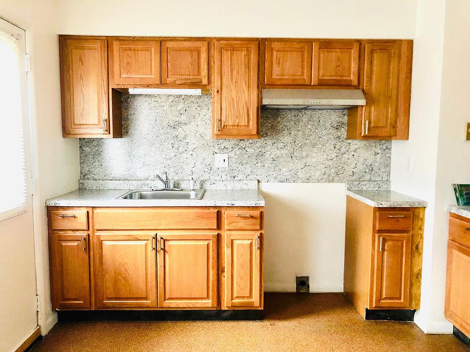 1st image of 3214 Circle Dr APT B