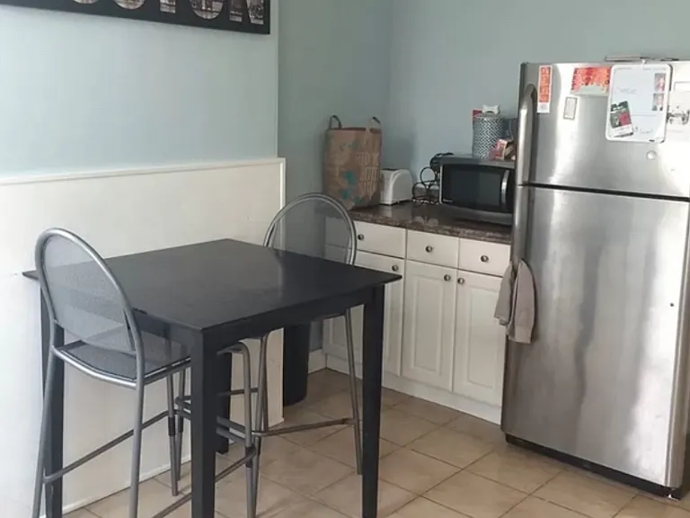 2 Linden St #2 — Photo 2