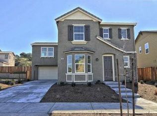 1928 Honeysuckle Dr, Santa Rosa, CA 95404