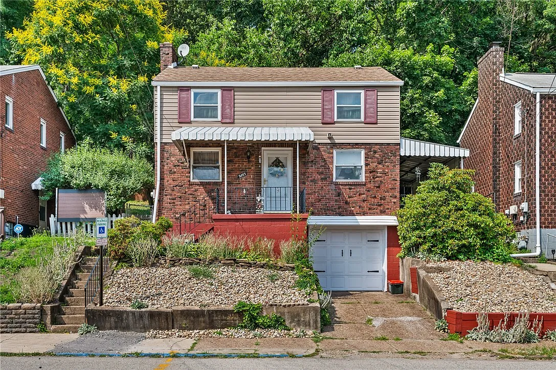 2663 Woodstock Ave photo 1