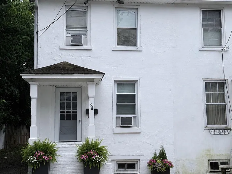 58 E Monroe St — Photo 1