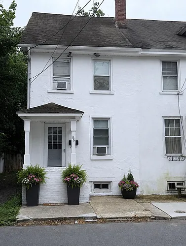 58 E Monroe St Photo 1