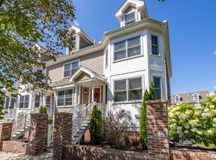 138 Chestnut St UNIT 3, Lowell, MA 01852