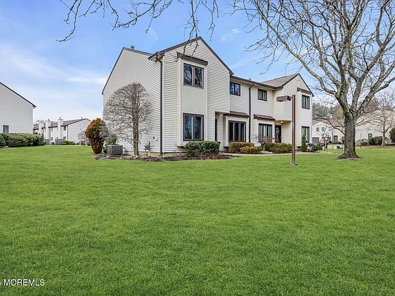 3rd image of 246 Plum Drive