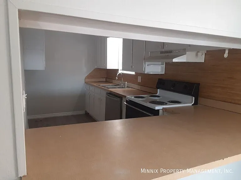 1606 Yonkers St #A — Photo 4