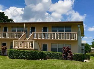 126 Canterbury Dr W, West Palm Beach, FL 33407