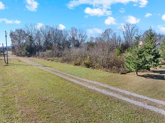 5th image of 7787 Lowe Christiana Rd