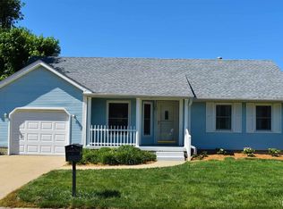 1102 Hall Dr W, South Jacksonville, IL 62650